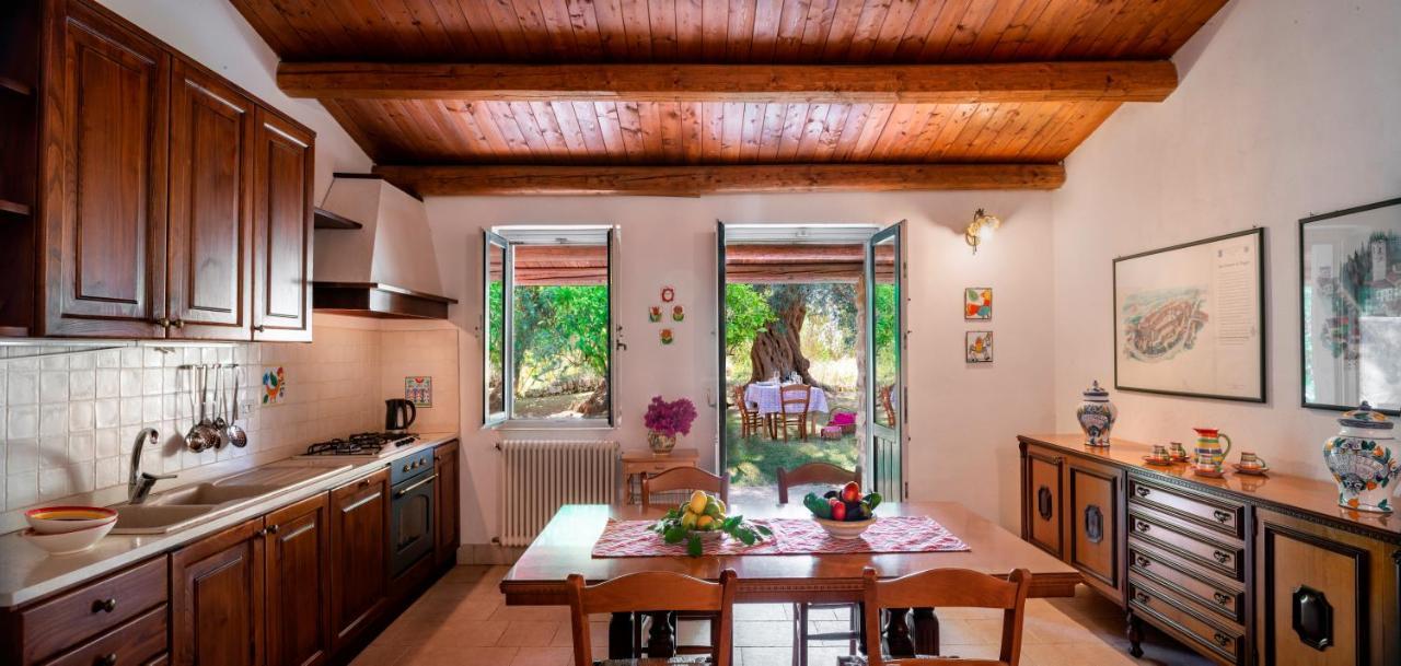 Agriturismo Borgo Degli Ulivi Canicattini Bagni Exterior foto